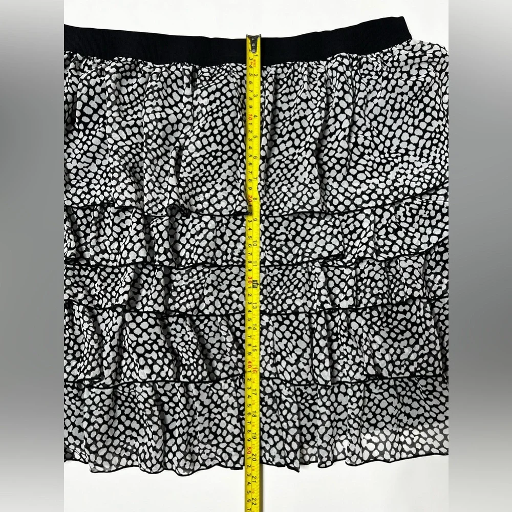 White & Black Polka Dot Tiered Skirt Mini Mid Ruffle Casual Summer Vacation Boho - Picture 11 of 15